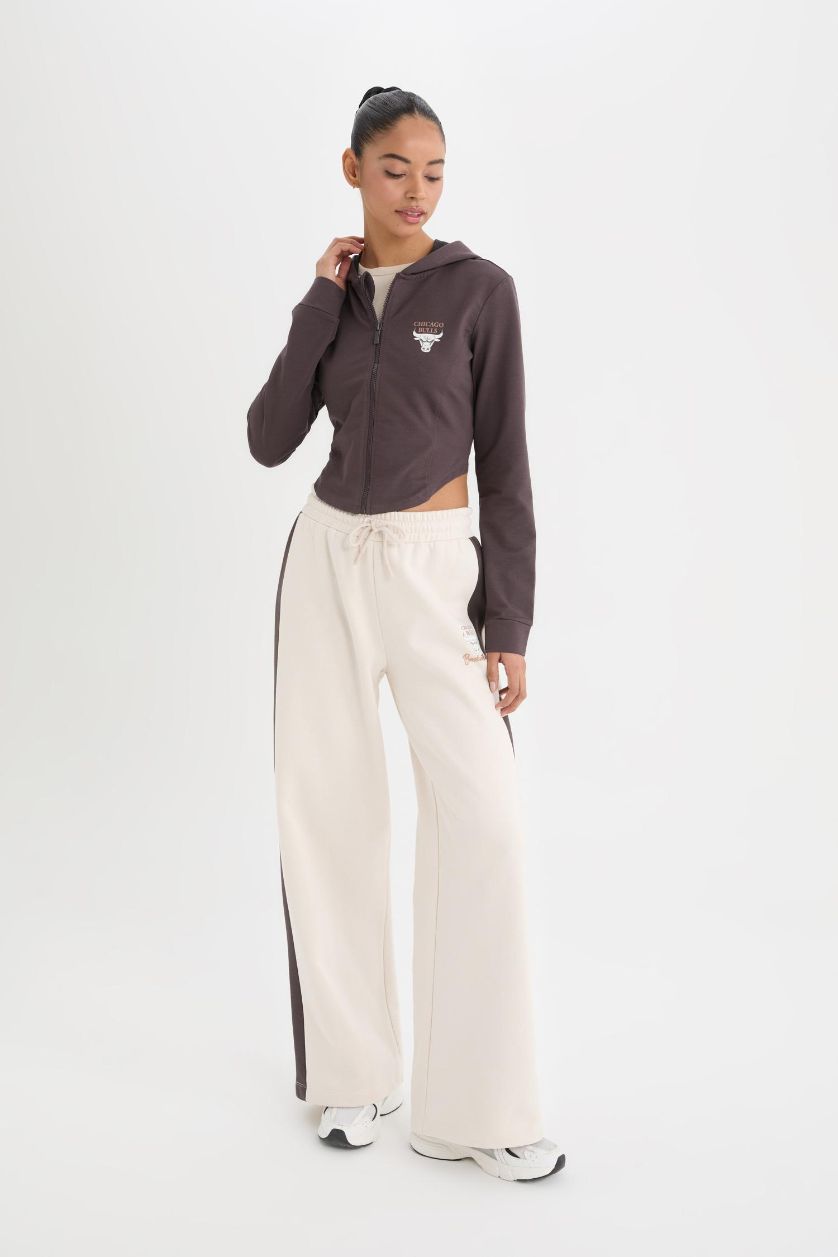 Kadın Antrasit NBA Chicago Bulls Slim Fit Dar Kesim Kapüşonlu  Forma Kumaşı Fermuarlı Hırka