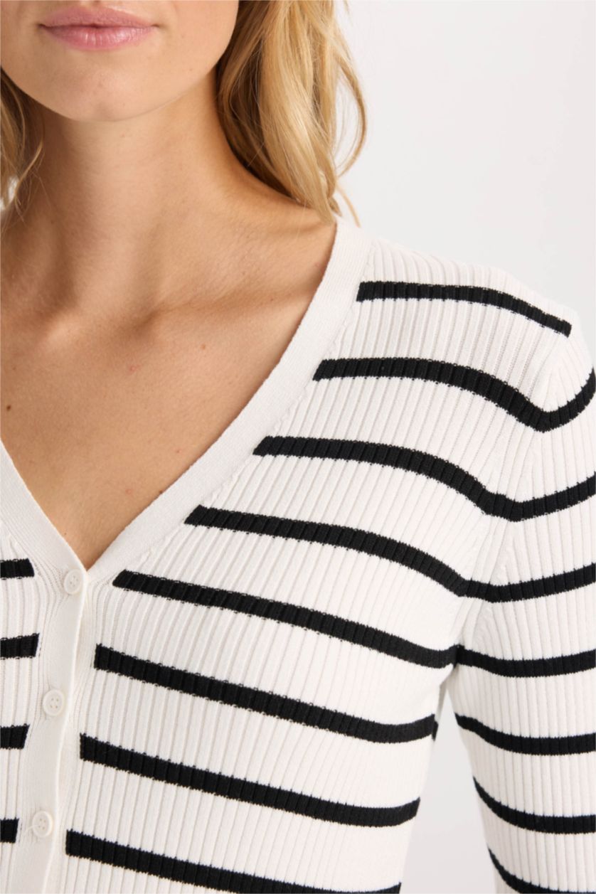 FEMME Écru Cardigan en Viscose slim rayé à coupe slim