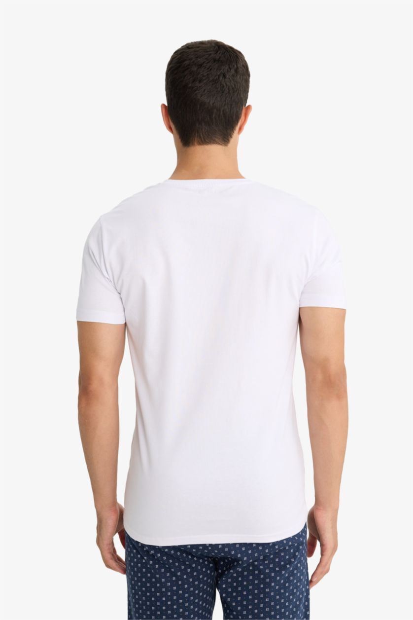 Man White Slim Fit Short Sleeve Knitted Tops