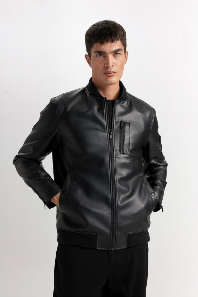 Erkek Siyah Su İtici Fermuarlı Mont