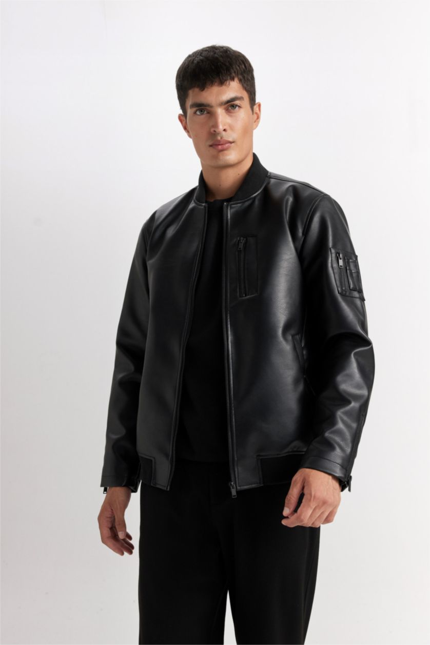 Erkek Siyah Su İtici Fermuarlı Mont