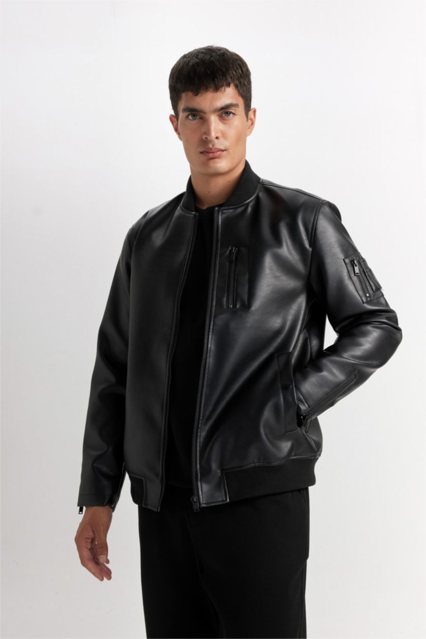 Erkek Siyah Su İtici Fermuarlı Mont