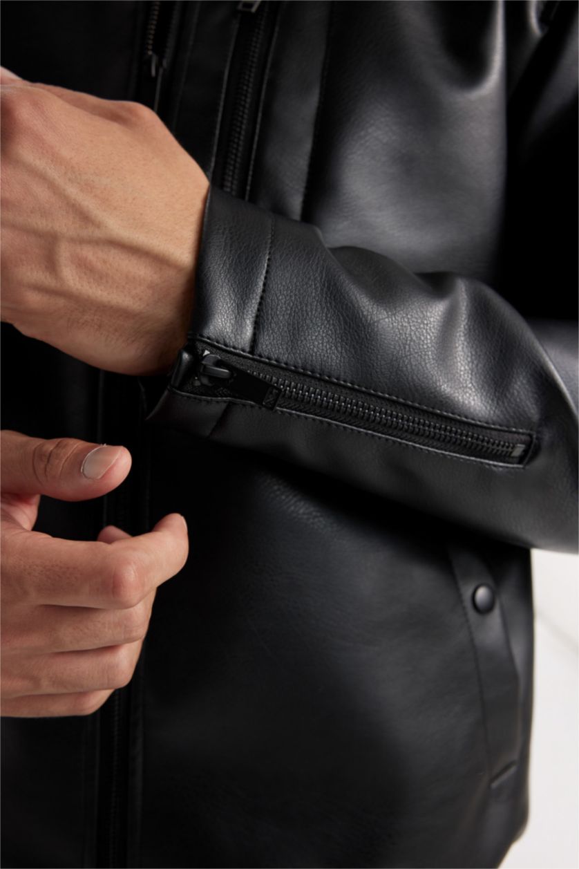 Erkek Siyah Su İtici Fermuarlı Mont