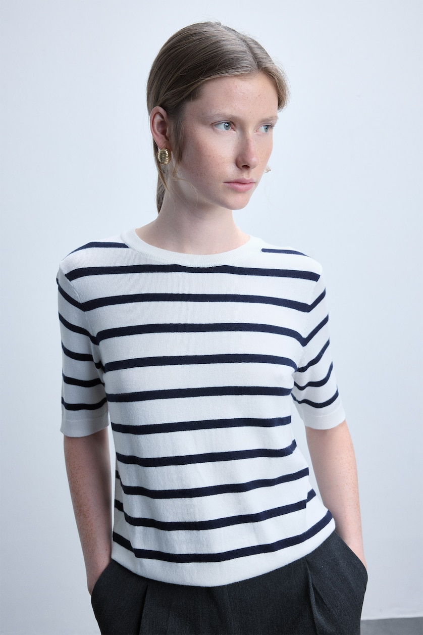 Women Ecru Regular Fit Crew Neck Striped Pullover