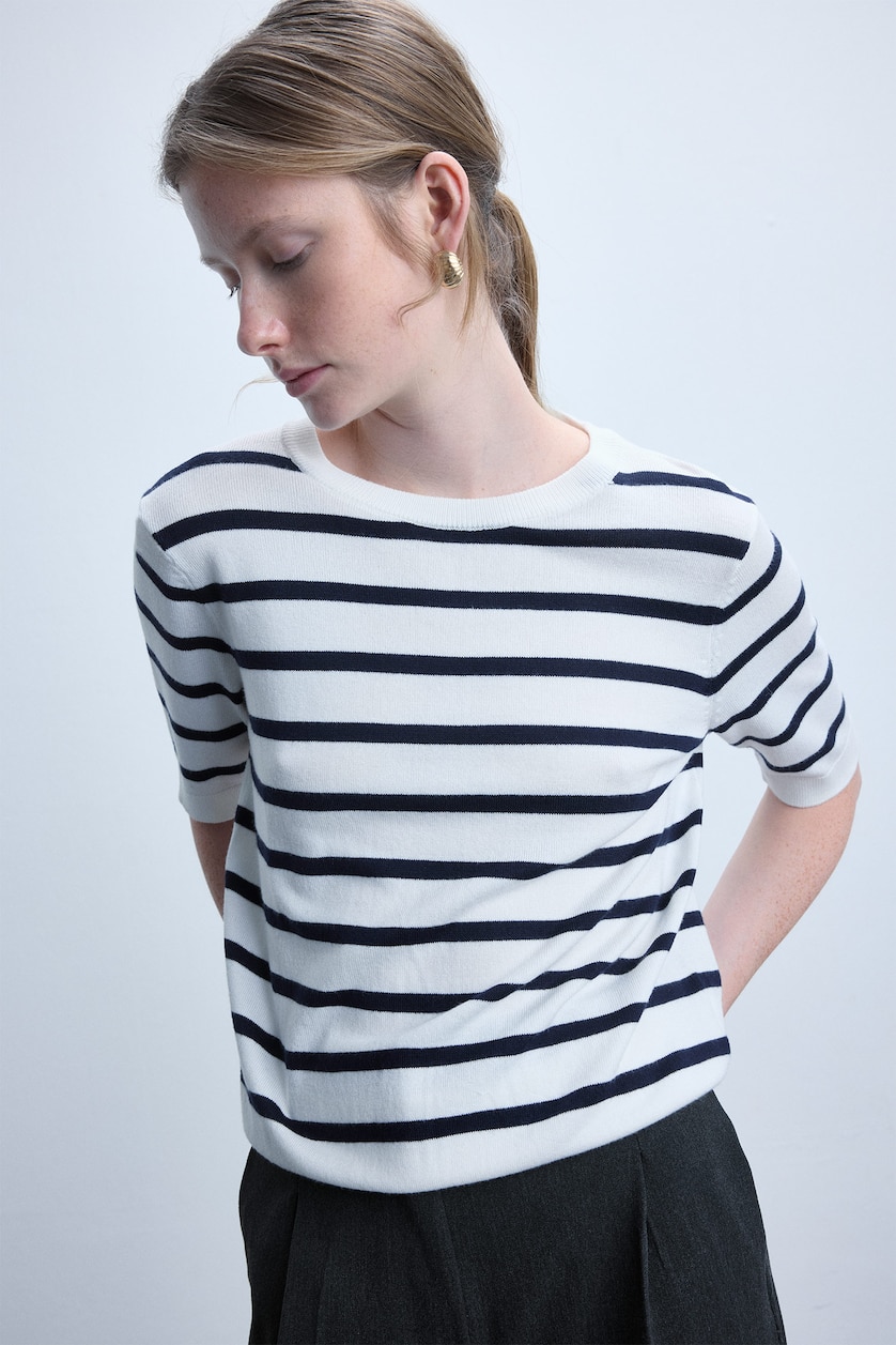 Women Ecru Regular Fit Crew Neck Striped Pullover