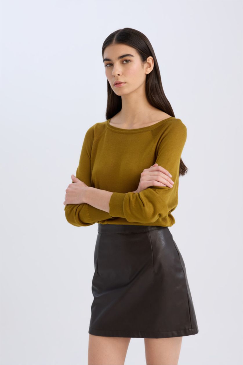 Woman Khaki Regular Fit Crew Neck Pullover
