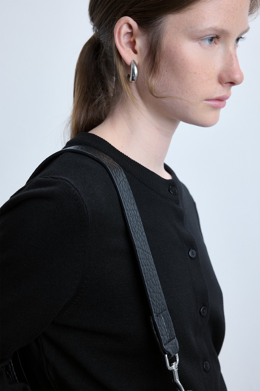 FEMME Noir Gilet noir à col rond Coupe régulière
