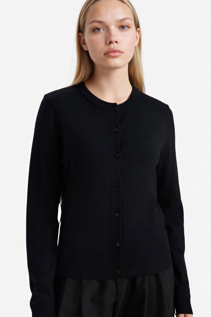 Woman Black Regular Fit Crew Neck Cardigan