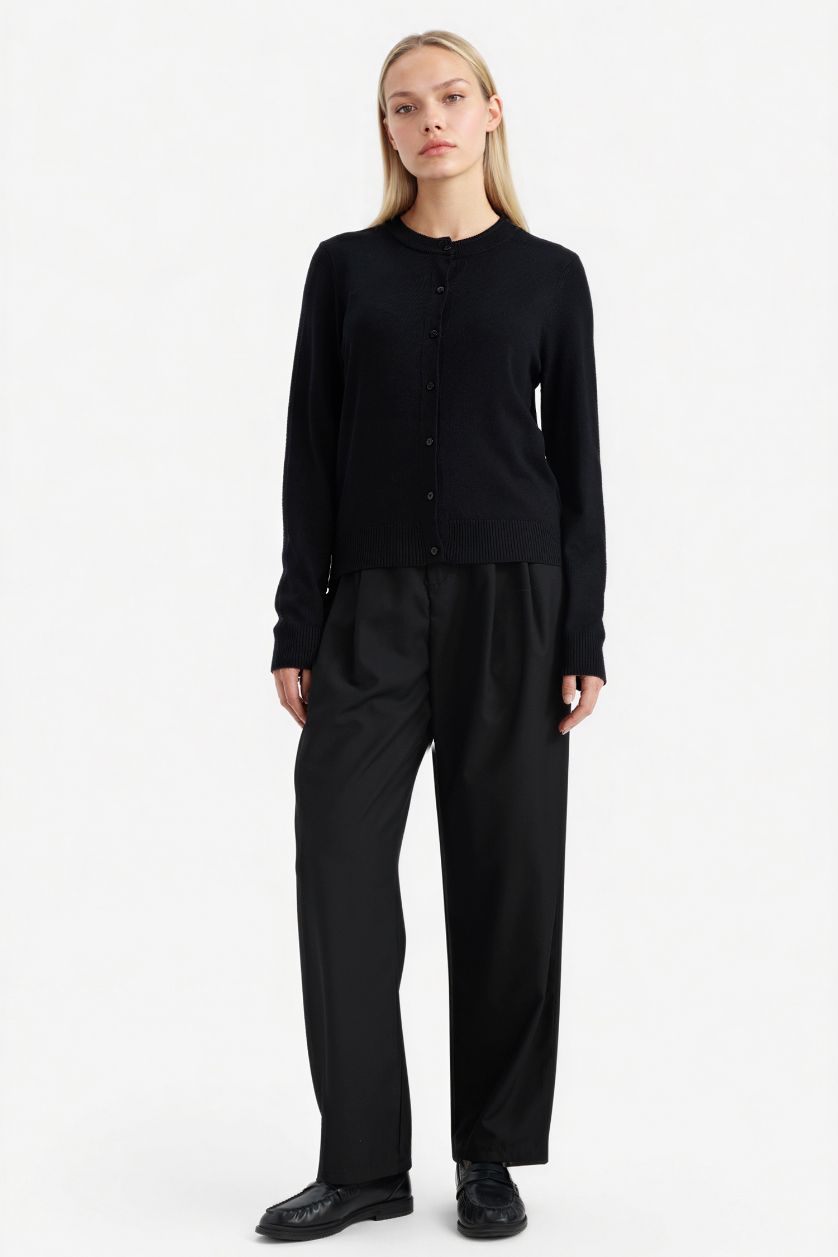 Woman Black Regular Fit Crew Neck Cardigan