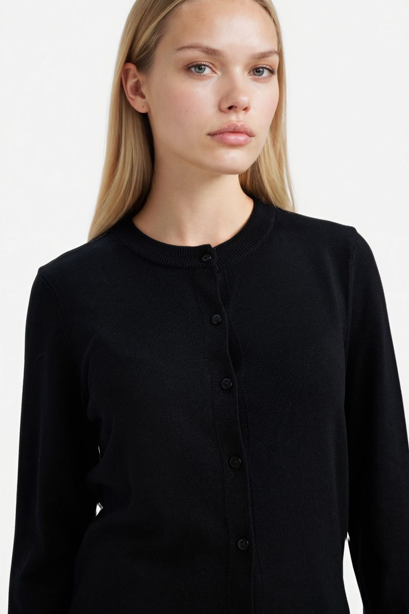 Woman Black Regular Fit Crew Neck Cardigan