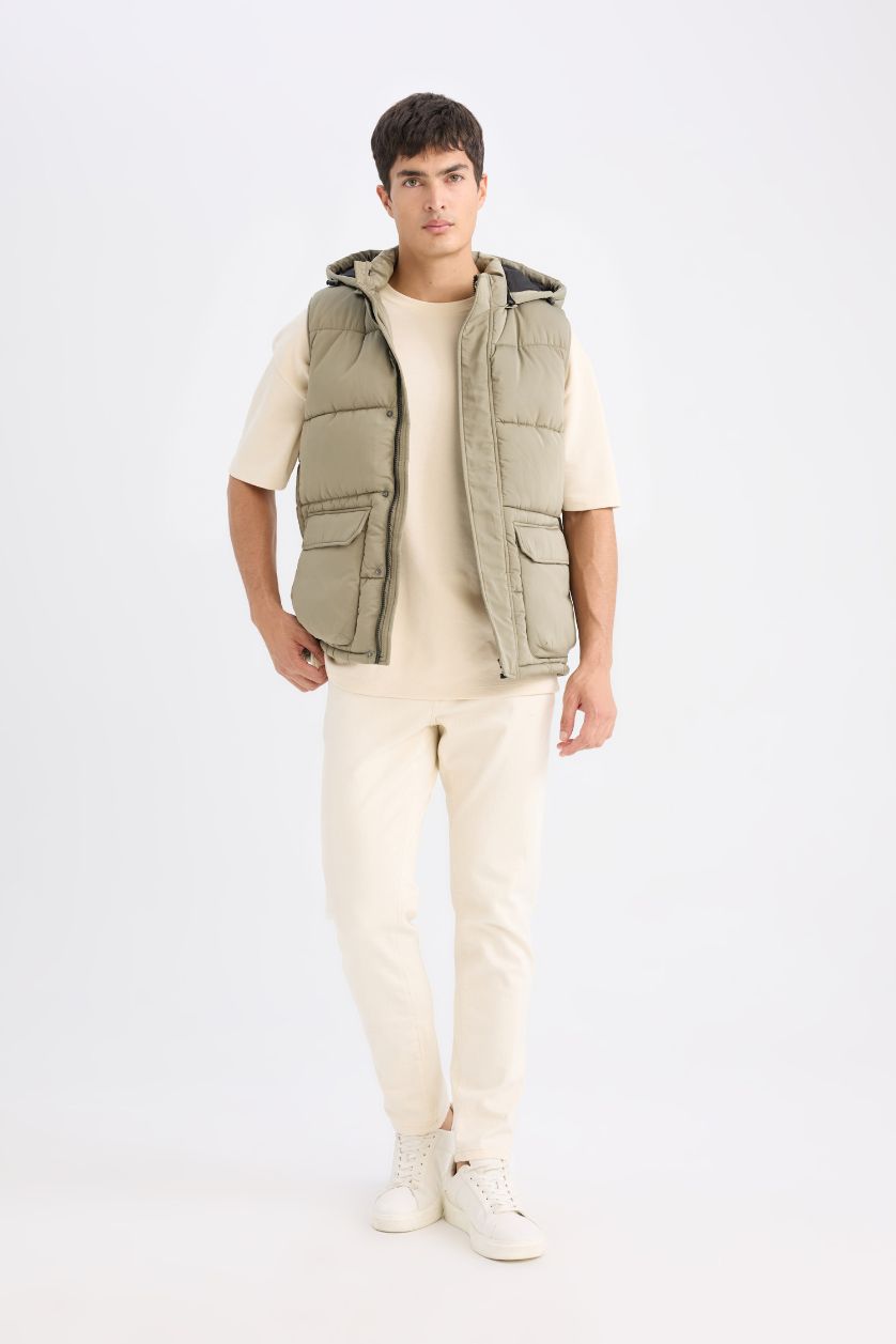 Erkek Açık Haki Regular Fit Kapüşonlu Şişme Yelek