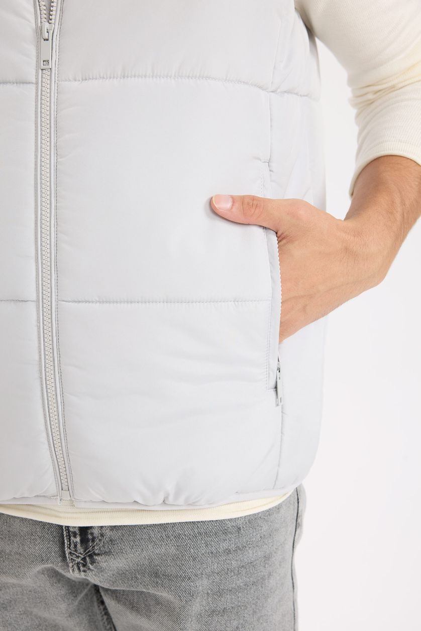 Erkek Açık Gri Regular Fit Fermuarlı Şişme Yelek
