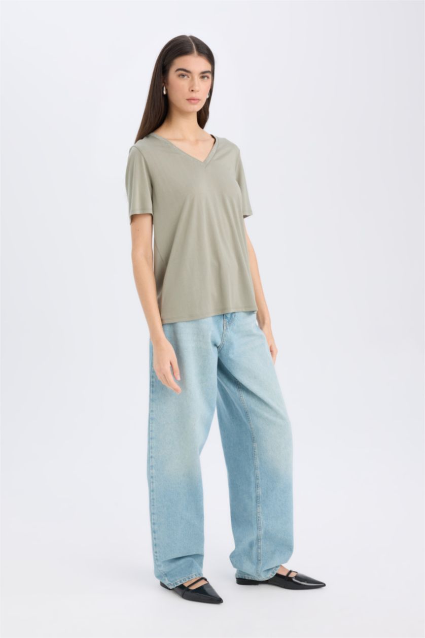 نساء كاكي فاتح تيشيرت كاجوال نص ردن قصة مريحة بياخة V