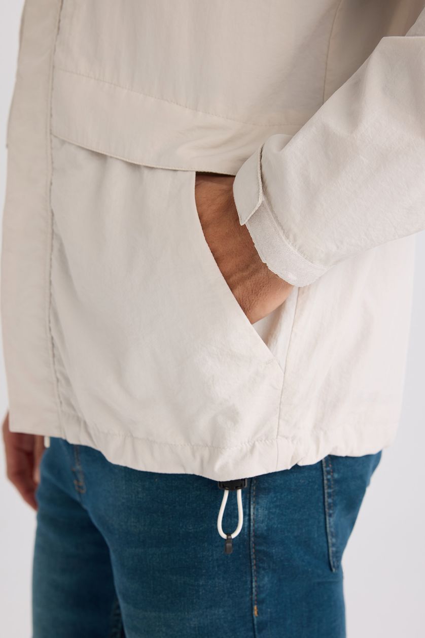 Erkek Taş Su İtici Kapüşonlu Yağmurluk