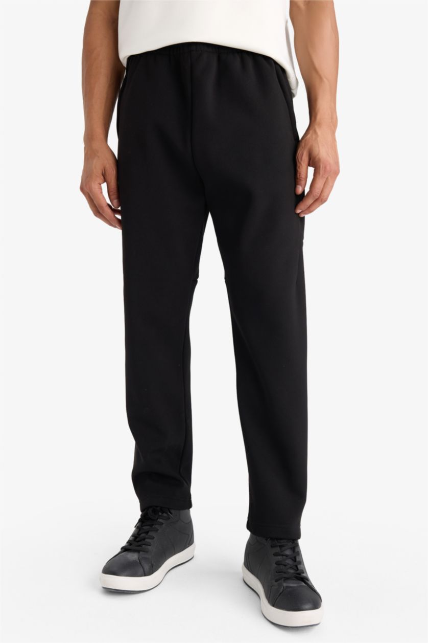 رجال أسود Standard Fit Pocketed Sports Joggers