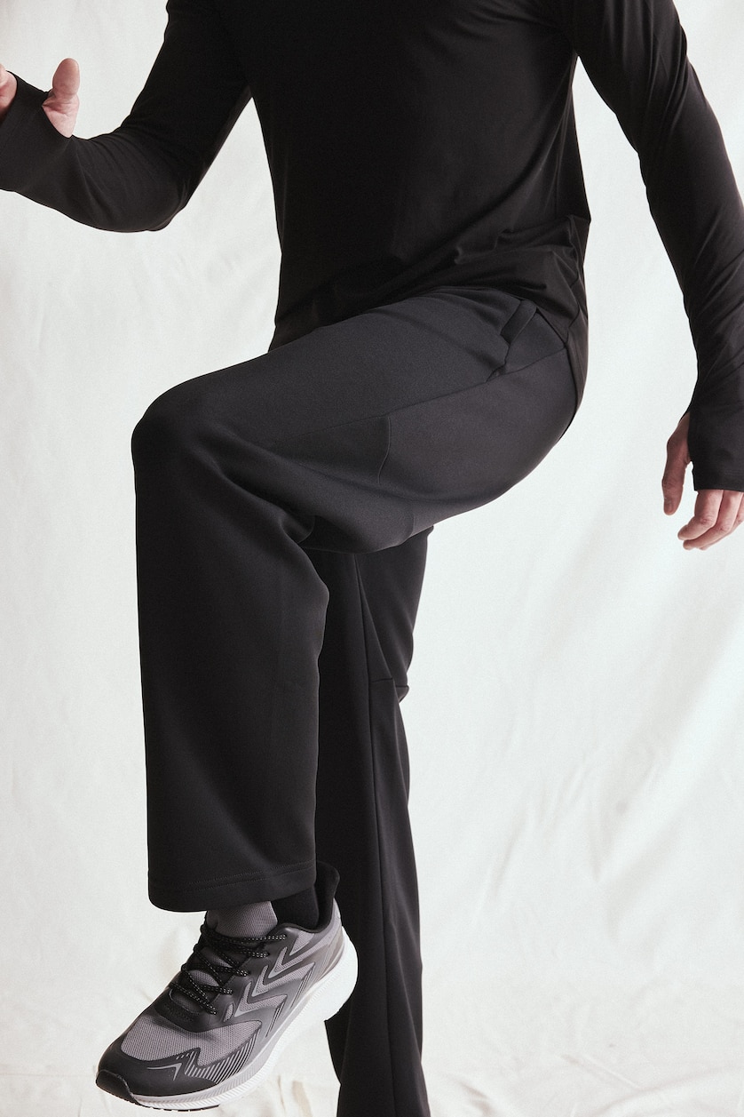 Erkek Siyah Standart Fıt Jogger