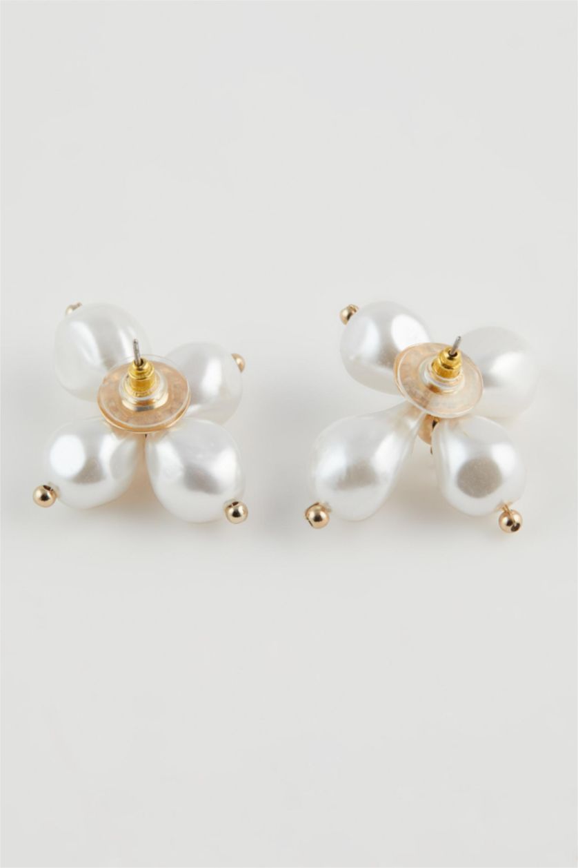 WOMAN White Woman Pearl Earrings