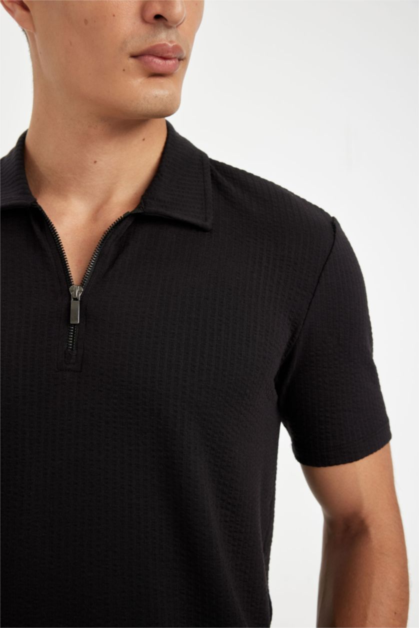 Erkek Siyah Slim Fit Dar Kesim Polo Yaka Yarım Fermuarlı Kısa Kollu Krinkıl Siyah Tişört