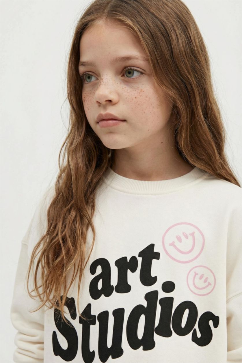 Kız Çocuk - Genç Kız Ekru Oversize Geniş Kalıp Bisiklet Yaka Baskılı Sweatshirt Kız Çocuk