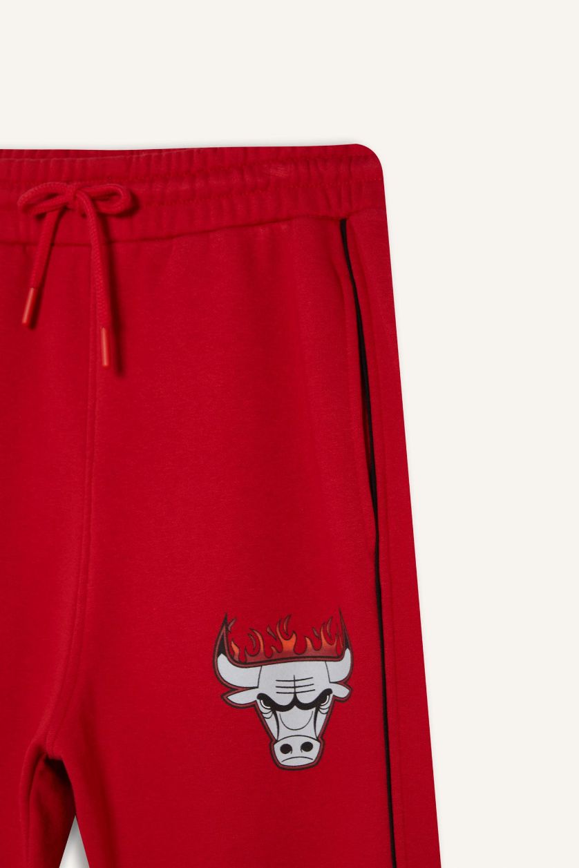 Erkek Kırmızı NBA Chicago Bulls Standart Fit Cepli Beli Bağcıklı Kalın Jogger Eşofman Altı