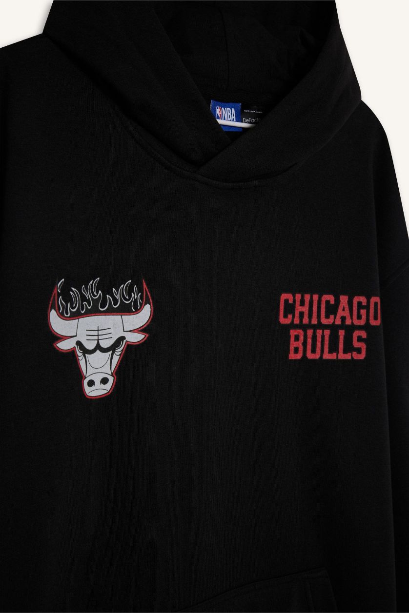 Erkek Siyah NBA Chicago Bulls Boxy Fit Kapüşonlu Sırt Baskıllı Kalın Sweatshirt