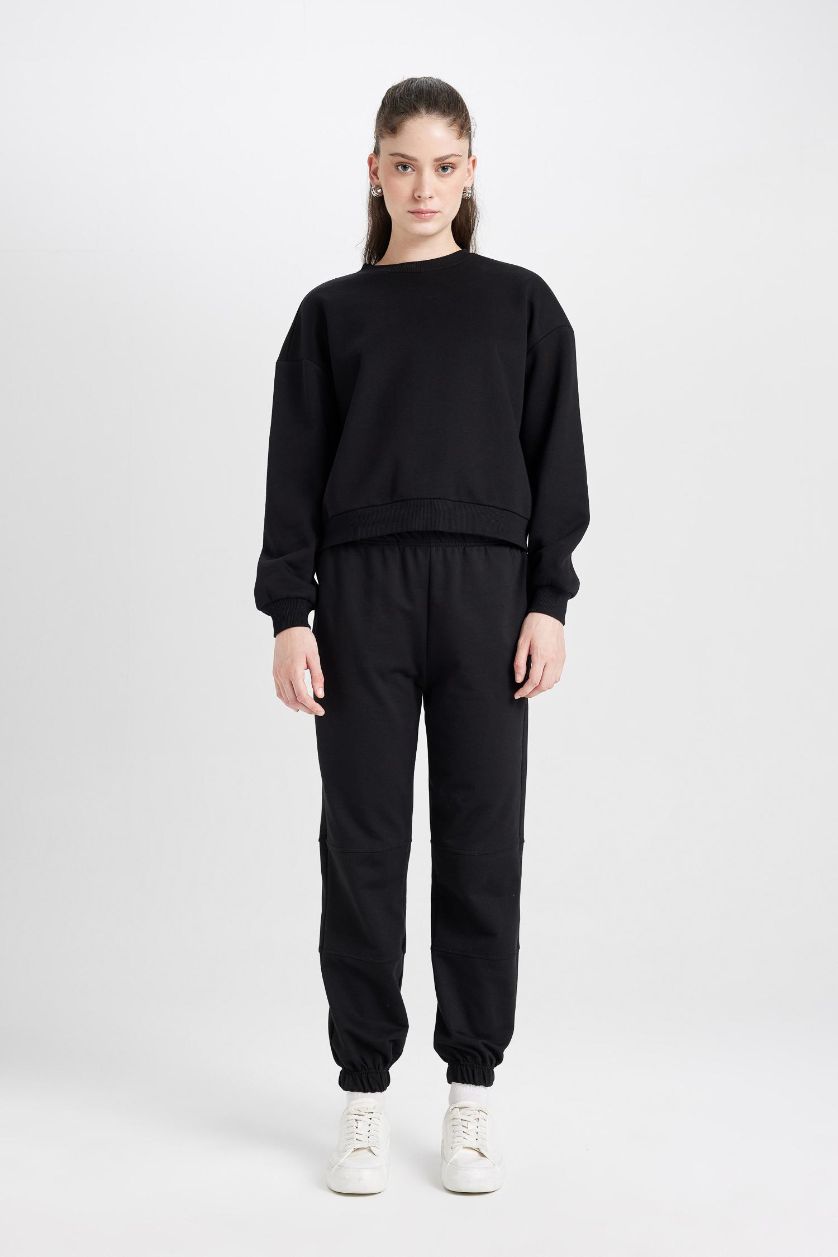 Kadın Siyah Jogger Eşofman Altı Beli Paçası Lastikli Cepli Uzun Boy Basic Düz