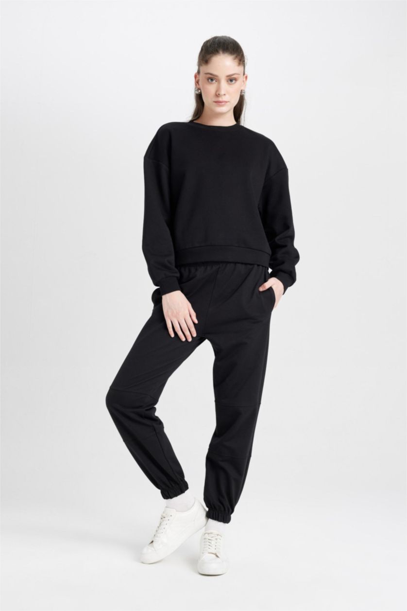 Kadın Siyah Jogger Eşofman Altı Beli Paçası Lastikli Cepli Uzun Boy Basic Düz