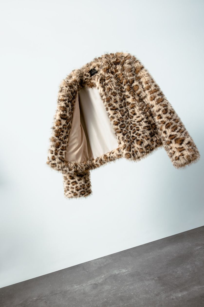 Kadın Bej Regular Fit Leopar Desenli Kısa Suni Kürk Ceket Mont