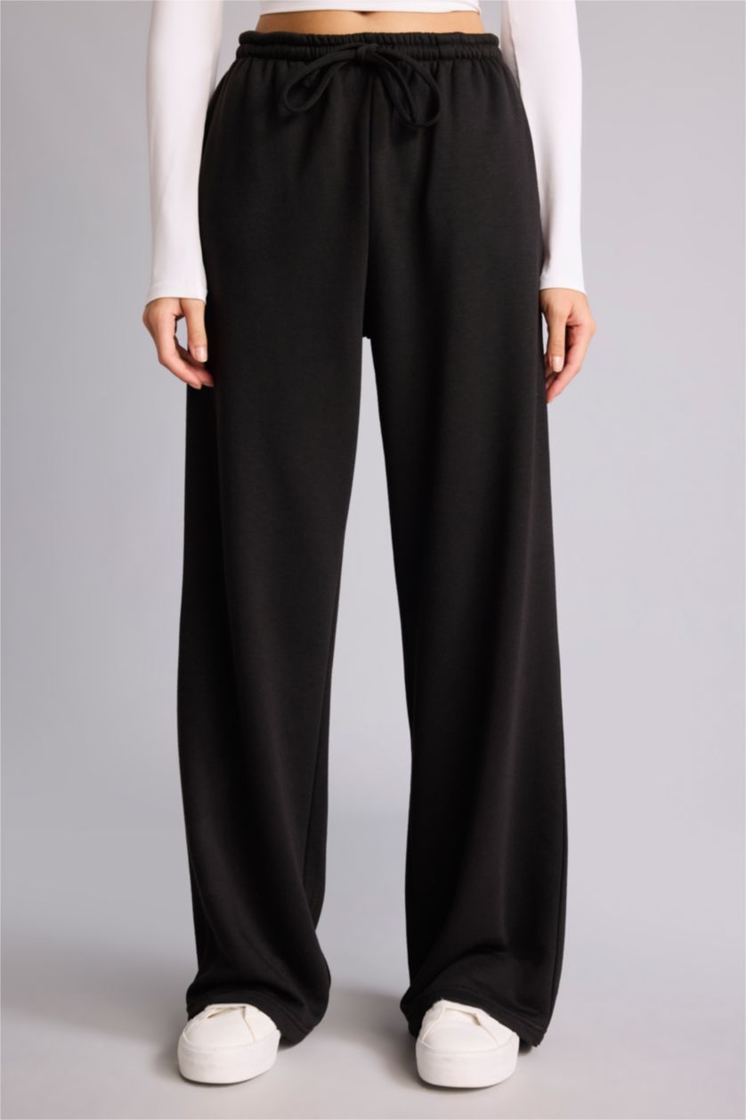 Women Black Straight Fit Trousers