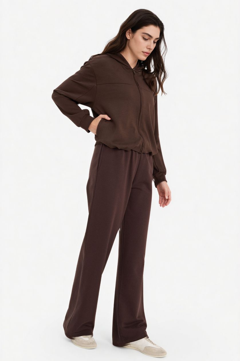 Woman Brown Straight Fit Trousers