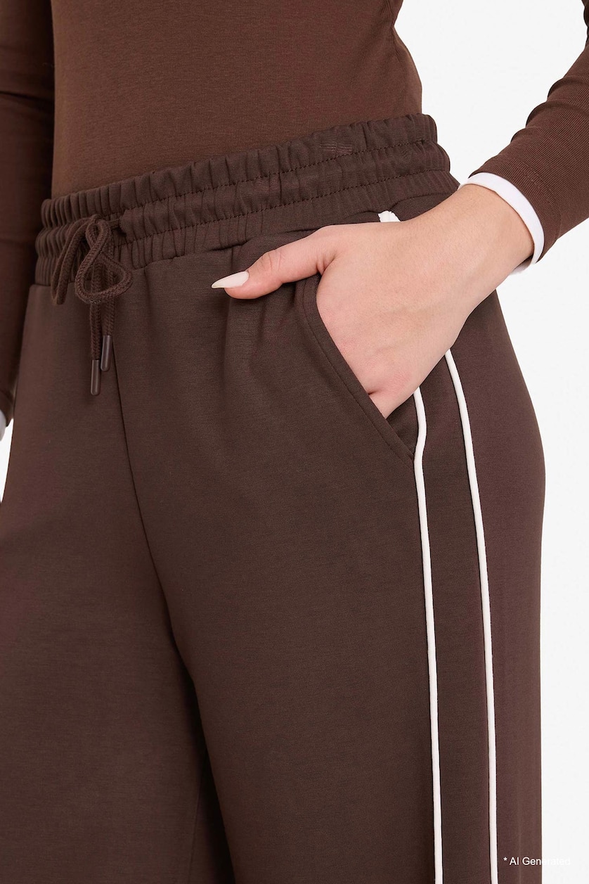 Women Brown Straight Fit Trousers