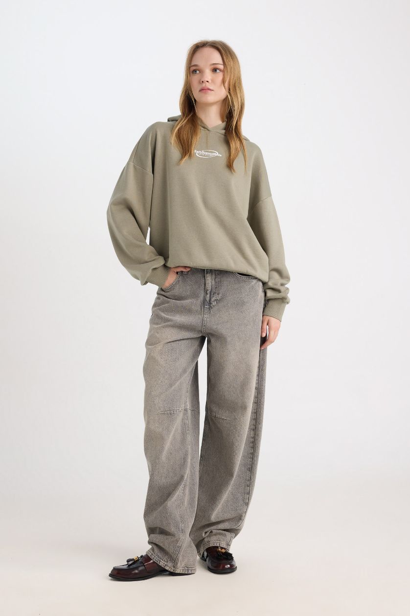 Kadın Açık Haki Loose Fit Baskılı Kapüşonlu Sweatshirt