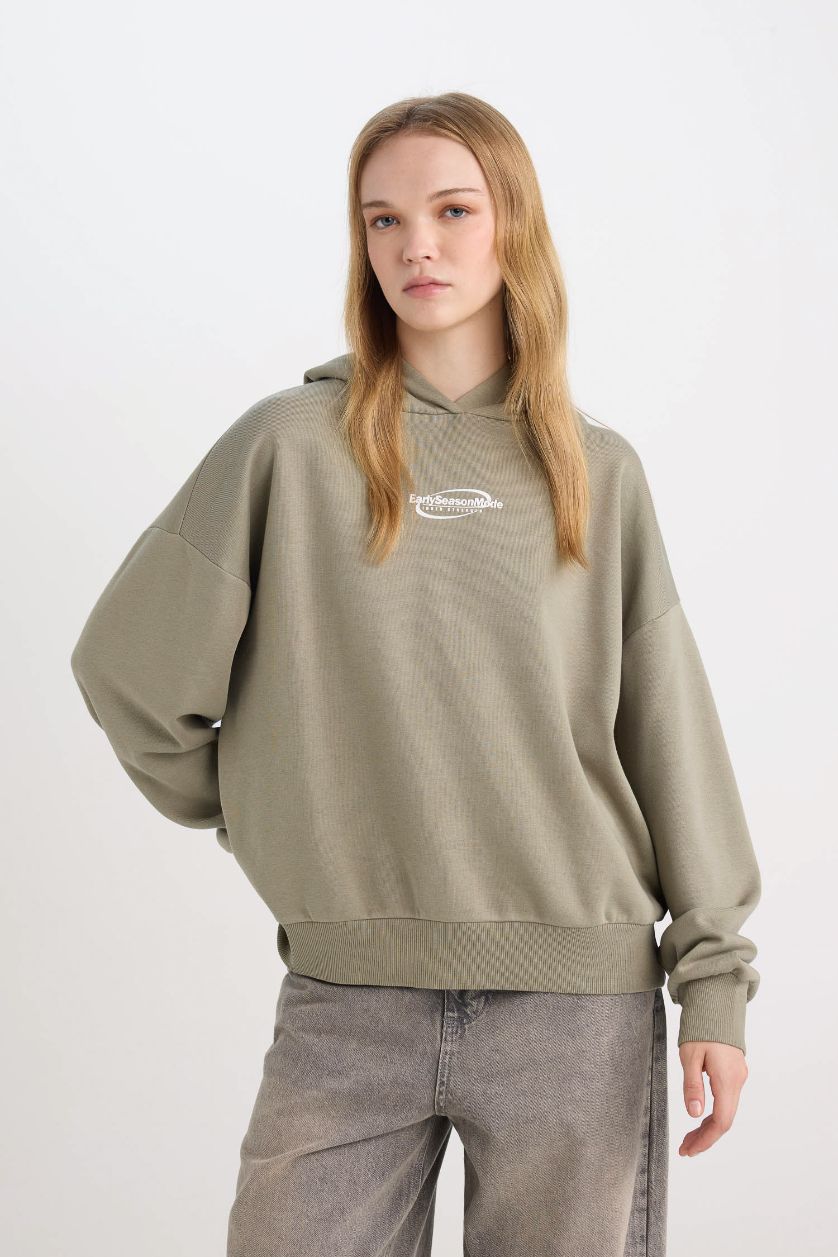 Kadın Açık Haki Loose Fit Baskılı Kapüşonlu Sweatshirt