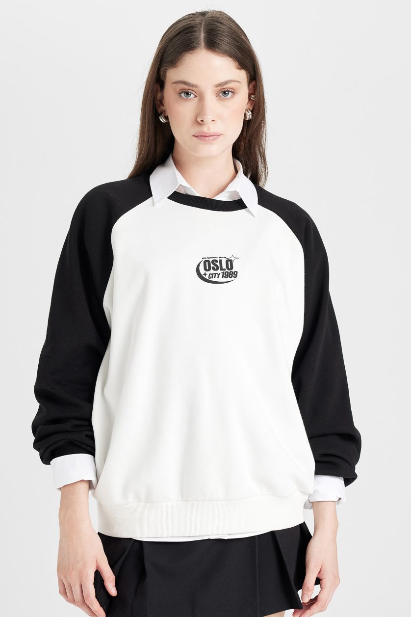 WOMAN Black Loose Fit Color Block Printed Sweatshirt