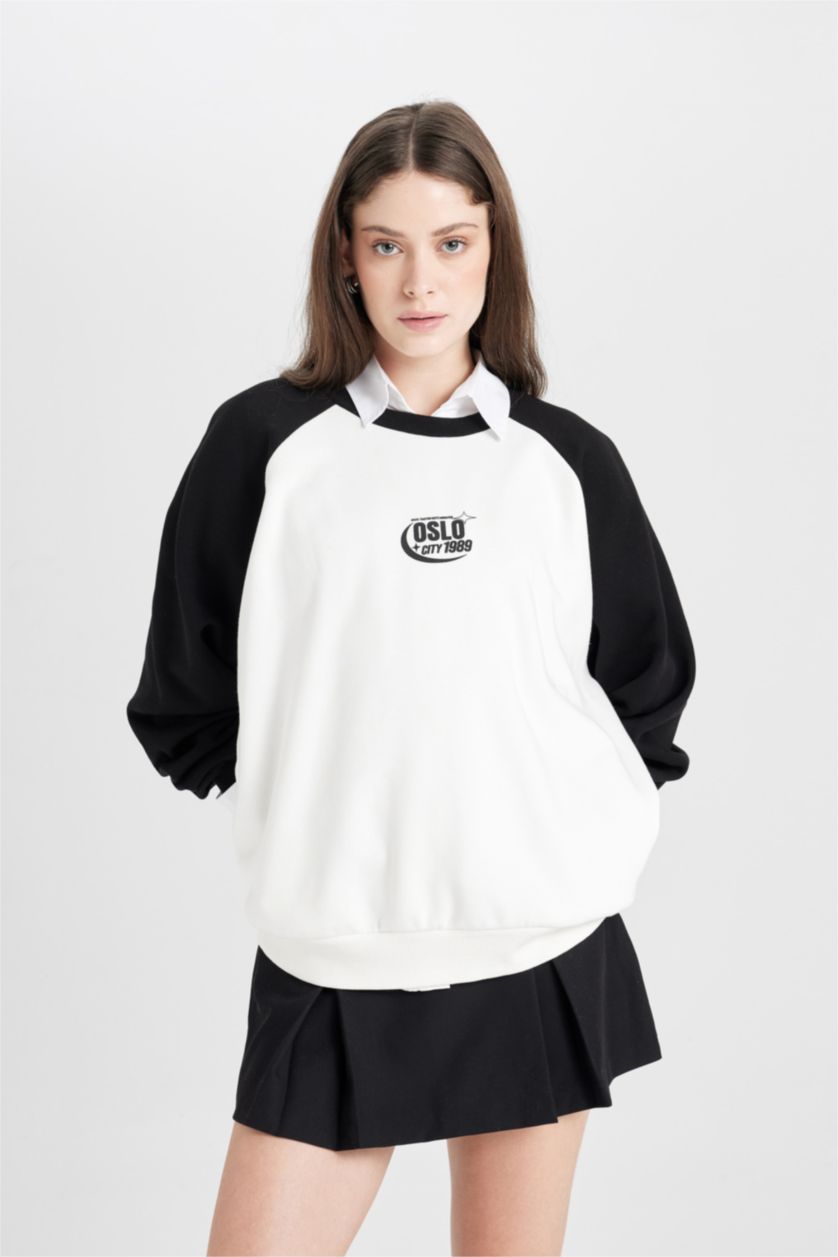 WOMAN Black Loose Fit Color Block Printed Sweatshirt