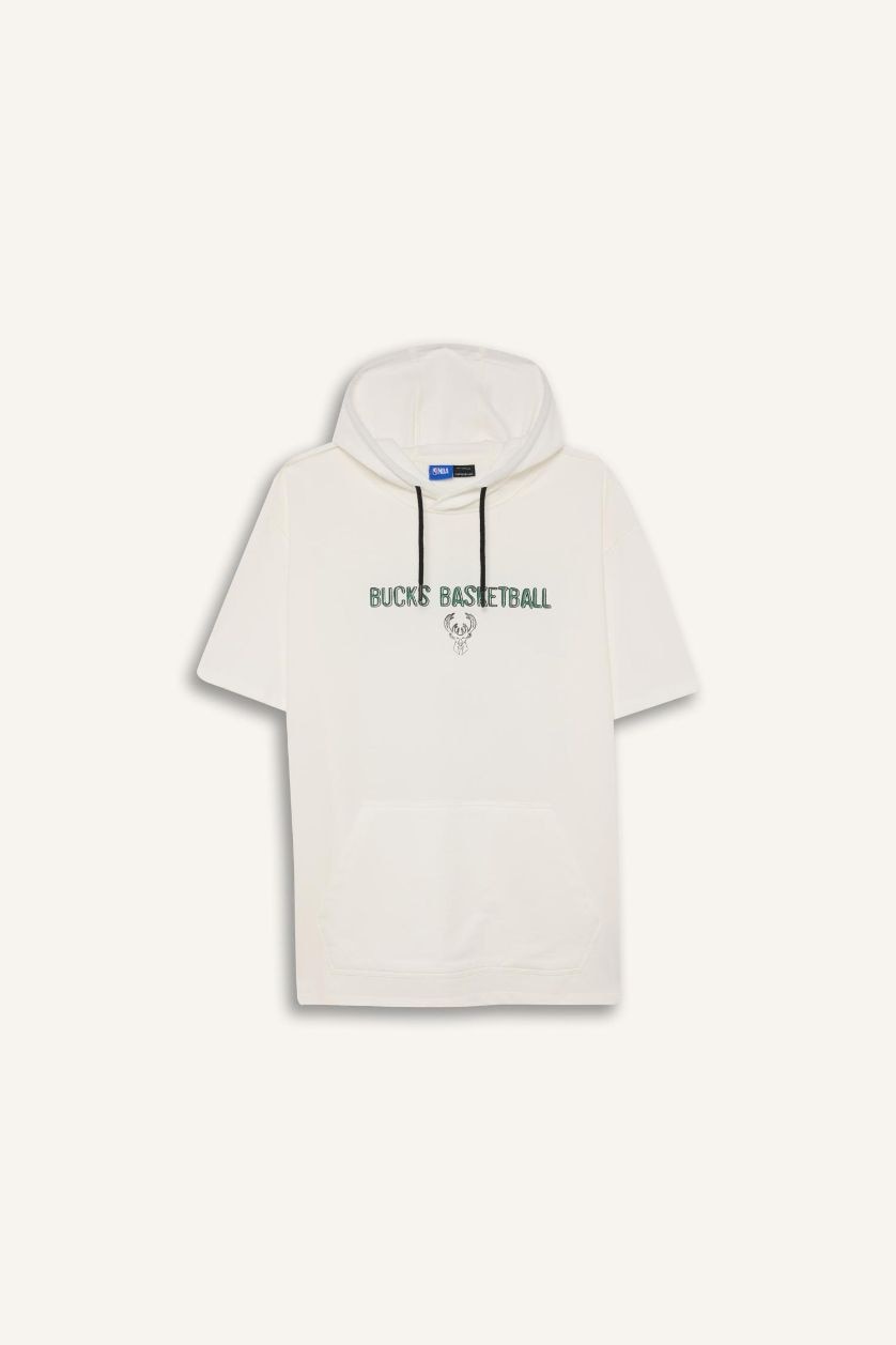 MAN Ecru DeFactoFit NBA Milwaukee Bucks Oversize Sports T-Shirt