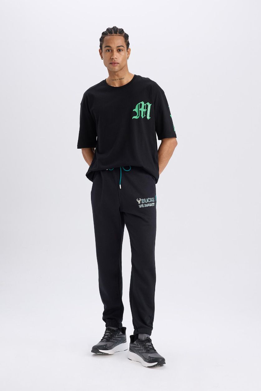 MAN Black DeFactoFit NBA Milwaukee Bucks Standard Fit Thick Sports Jogger Sweatpants