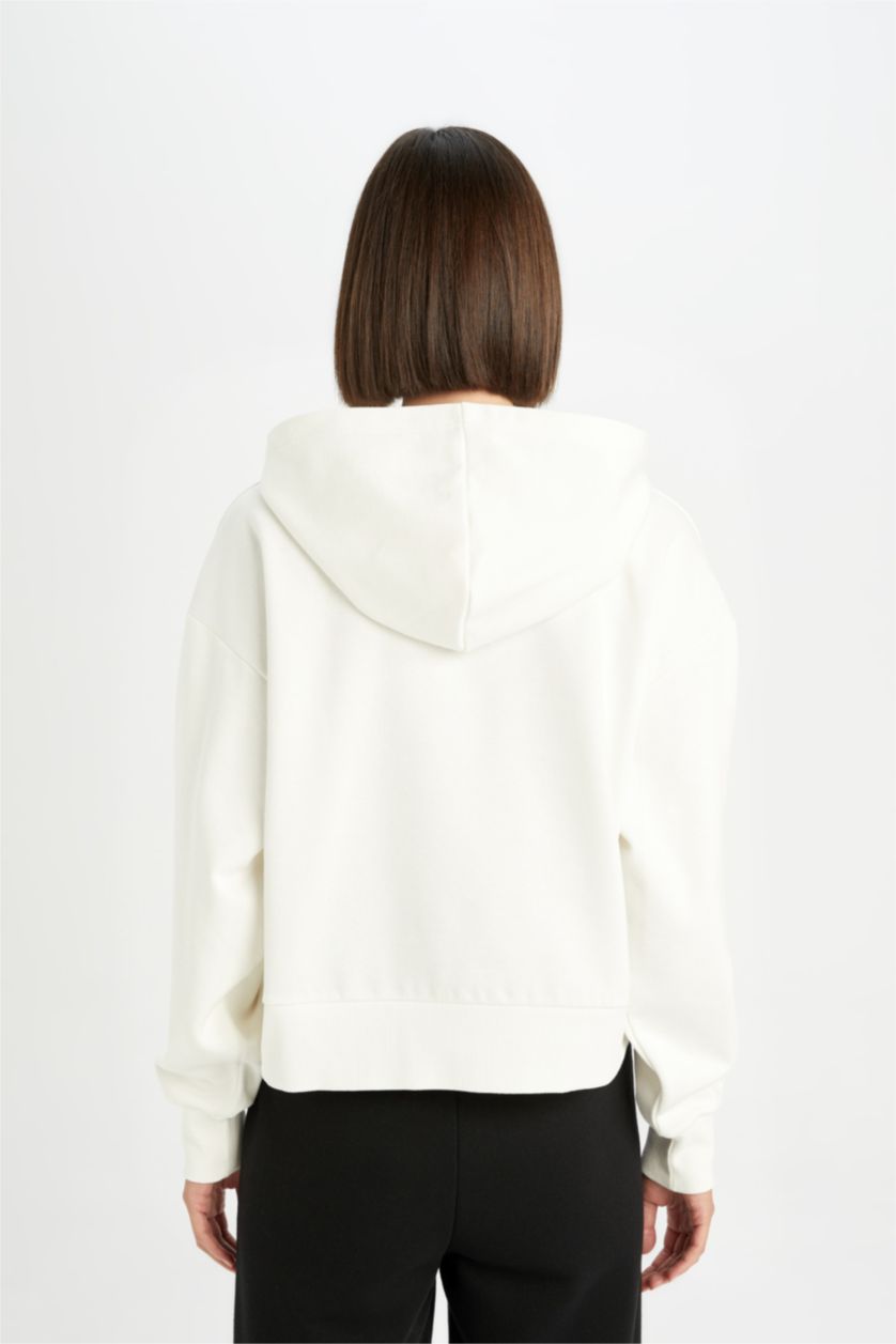 Kadın Ekru Boxy Fit Kapüşonlu Baskılı Sweatshirt