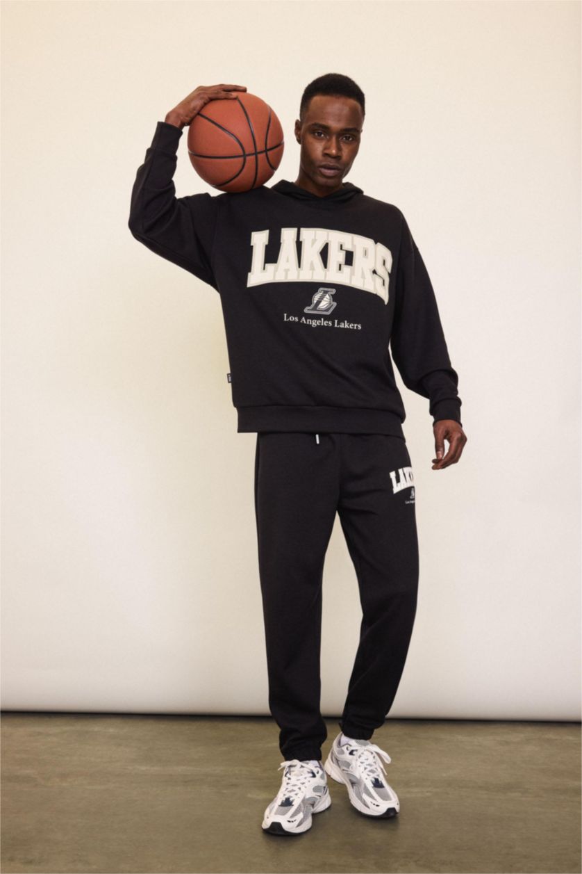 Erkek Siyah NBA Los Angeles Lakers Jogger Eşofman Altı Standart Fit Cepli Esnek Bantlı Paça Skuba Dalgıç Kumaş