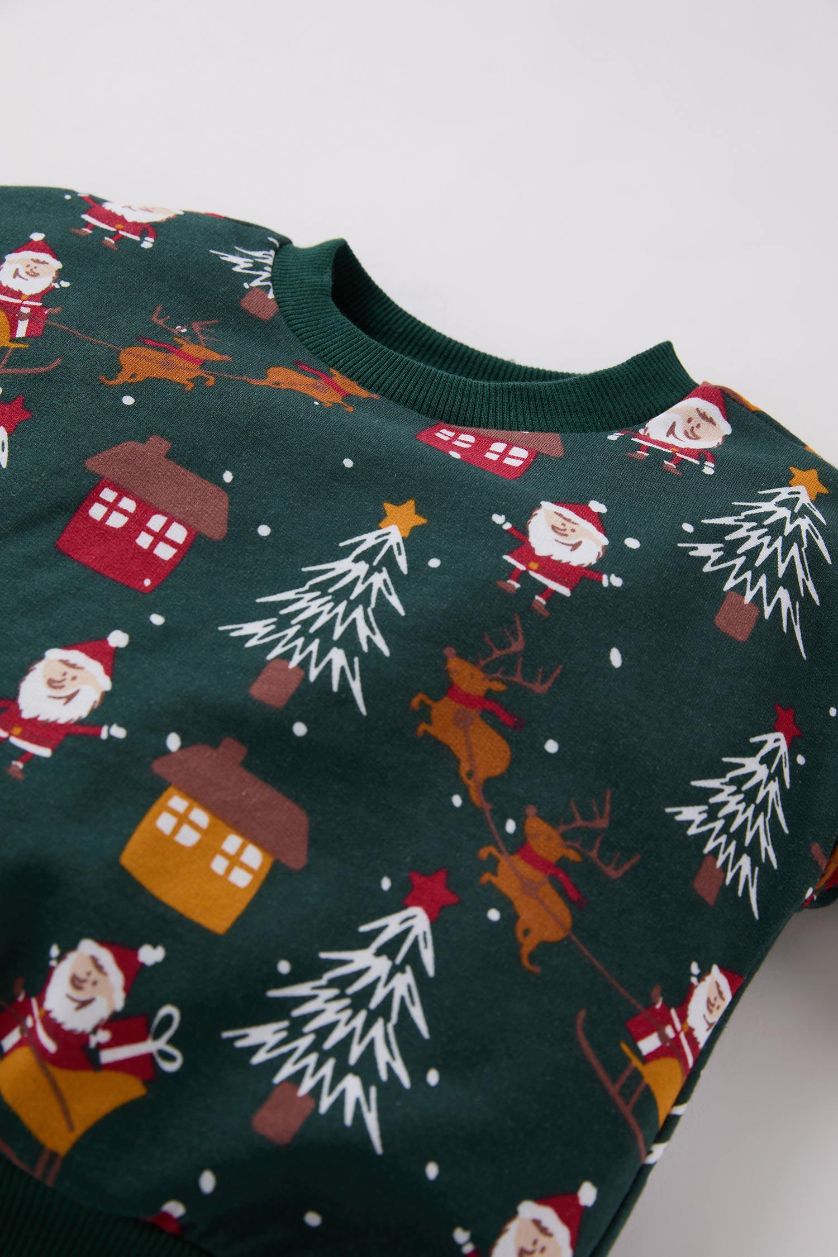 Erkek Bebek Koyu Yeşil Erkek Bebek 2'li Takım Yılbaşı Temalı Sweatshirt Beli Lastikli Eşofman Altı