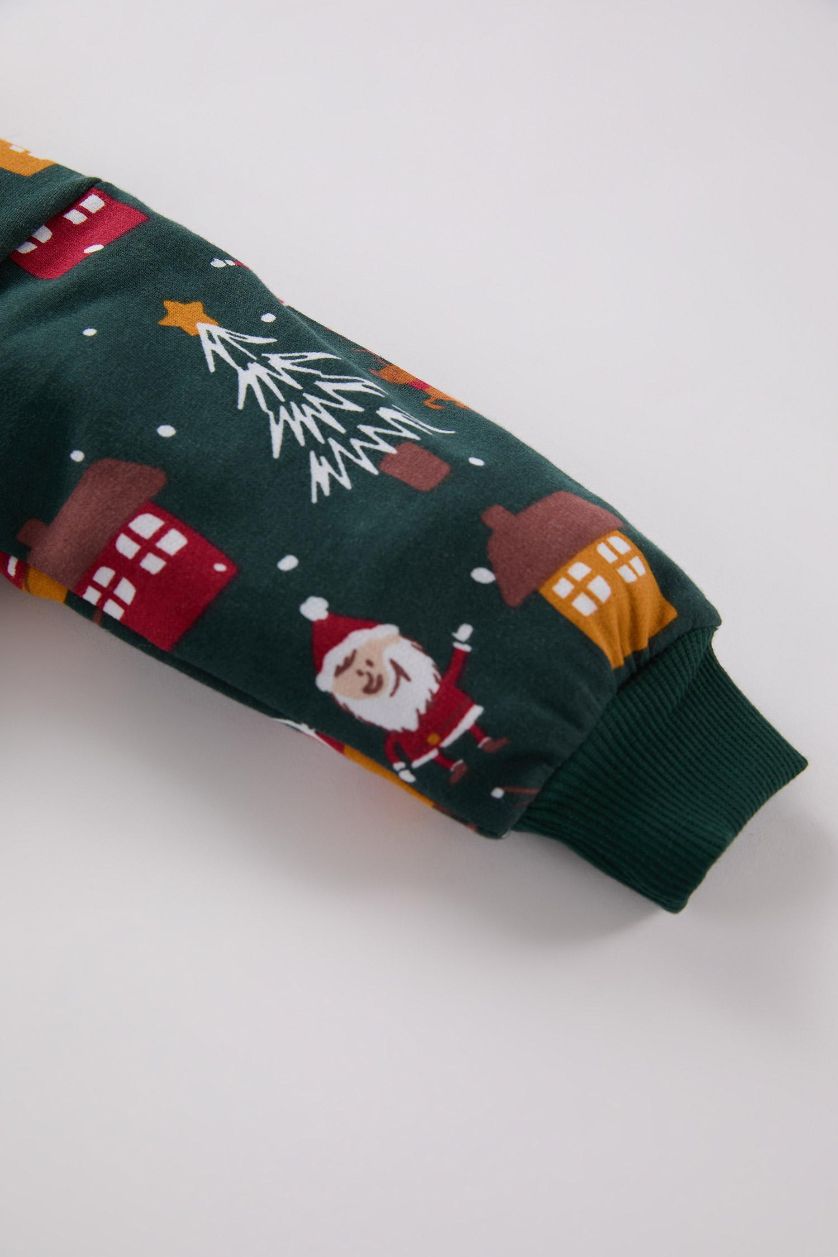 Erkek Bebek Koyu Yeşil Erkek Bebek 2'li Takım Yılbaşı Temalı Sweatshirt Beli Lastikli Eşofman Altı