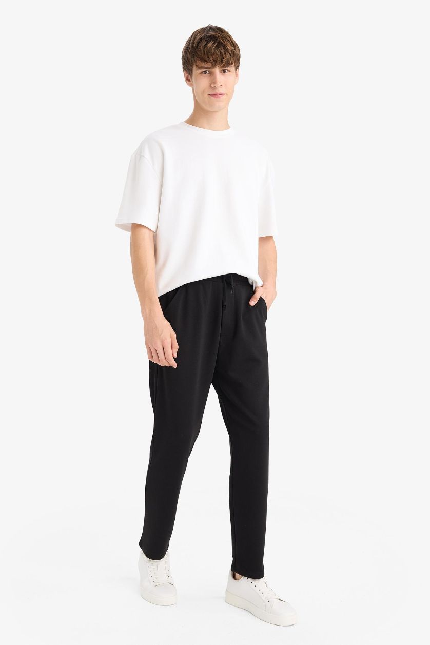 Man Black Regular Fit Basic Tie Waist Straight Leg Sweatpants