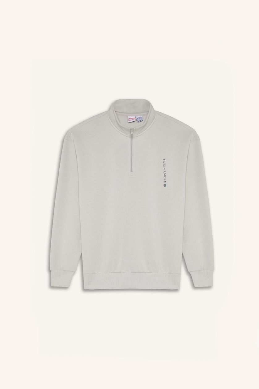 Erkek Açık Gri Marvel Boxy Fit Dik Yaka Fermuarlı Sırt Baskılı Sweatshirt