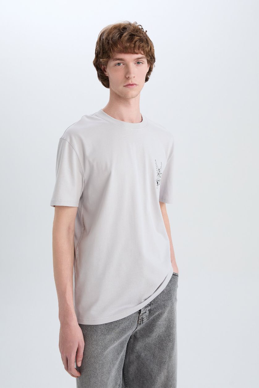 MAN Light Grey Regular Fit Looney Tunes Licensed Crew Neck Printed Short Sleeve T-Shirt