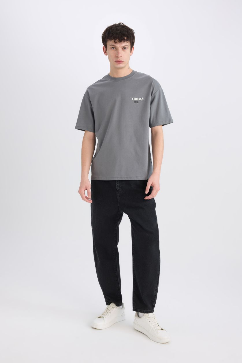 Erkek Gri %100 Pamuk Marvel Boxy Fit Bisiklet Yaka Sırt Baskılı Kısa Kollu Tişört