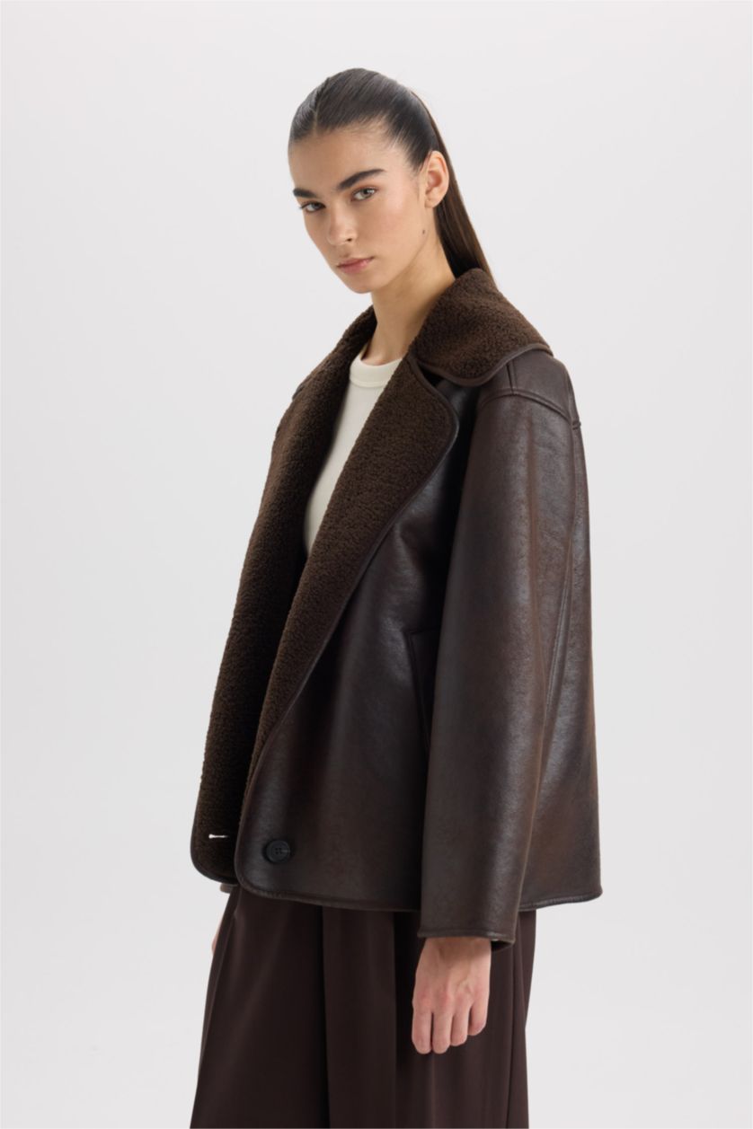 Kadın Koyu Kahve Polo Yaka Pelüş Düğmeli Cepli Astarlı Mevsimlik Suni Deri Ceket Mont