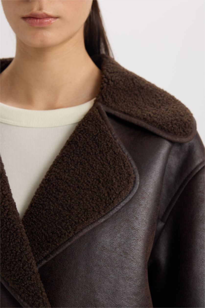 Kadın Koyu Kahve Polo Yaka Pelüş Düğmeli Cepli Astarlı Mevsimlik Suni Deri Ceket Mont