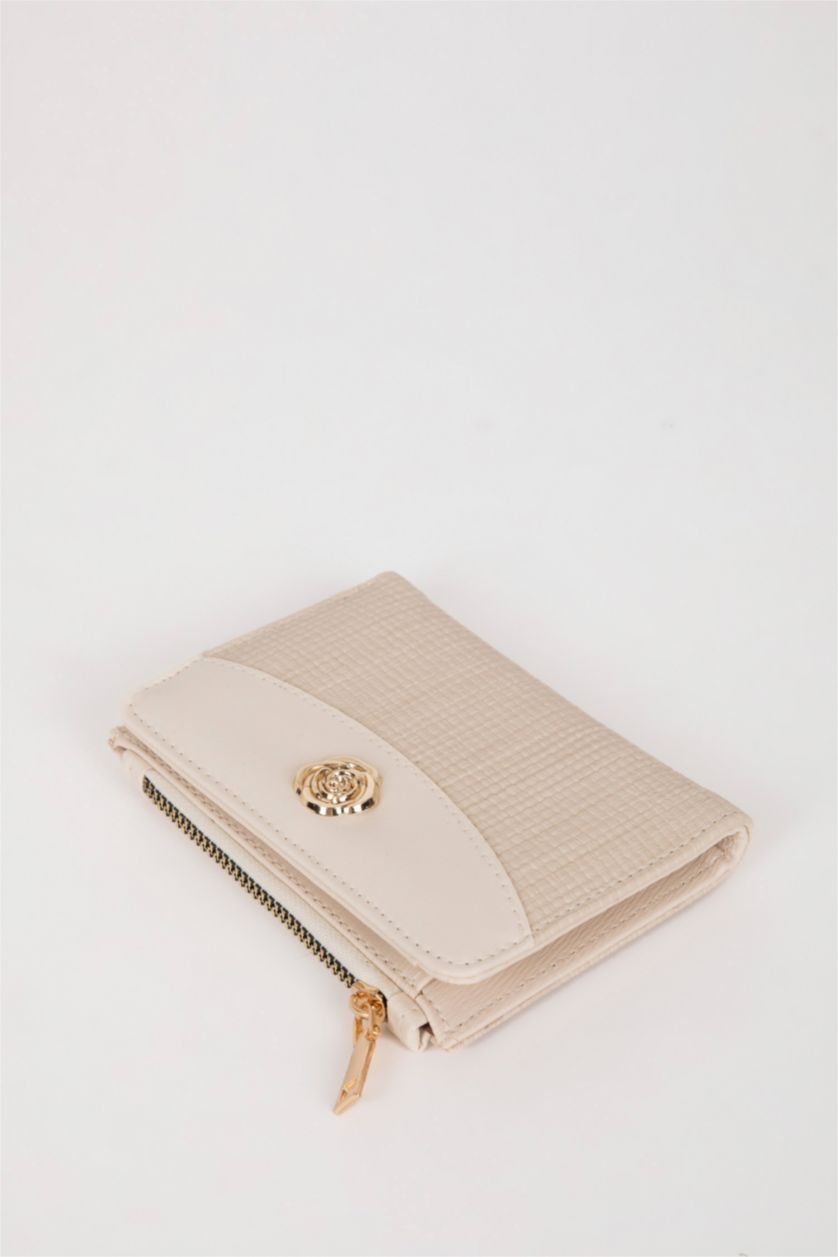 Kadın Bej Kadın Toka Detaylı Suni Deri Cüzdan