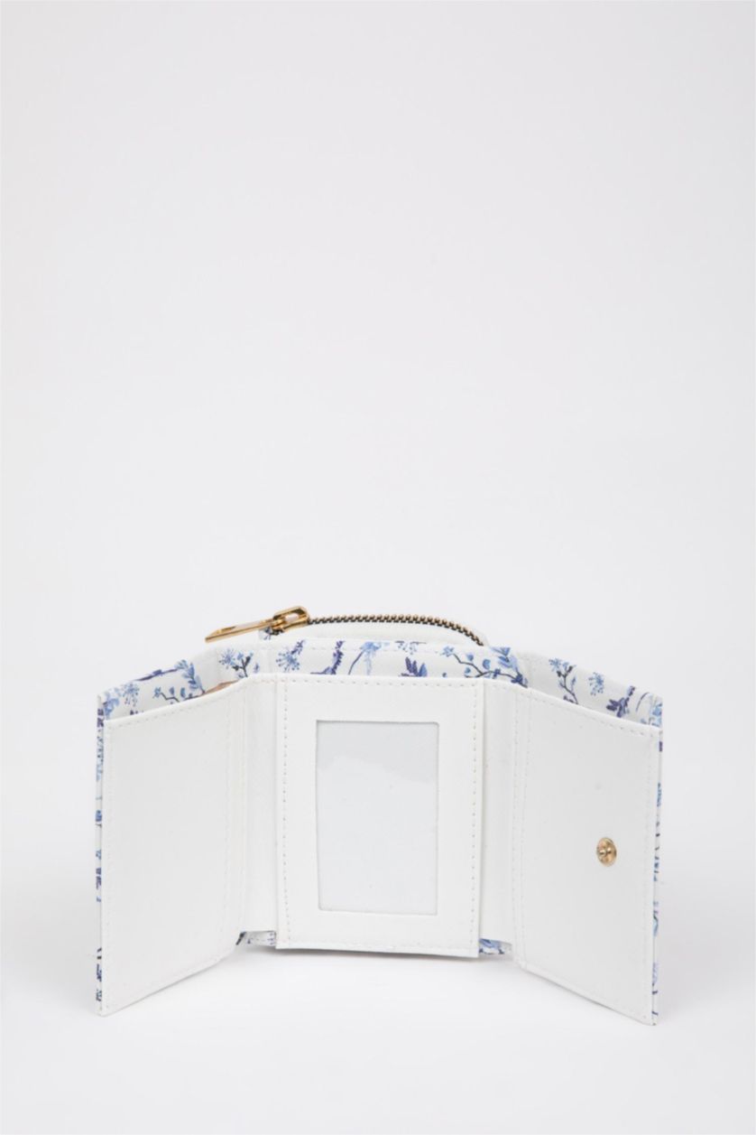 Women White Woman Faux Leather Wallets