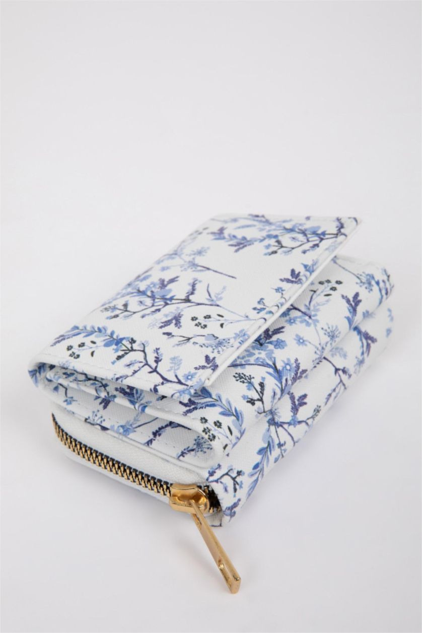 Women White Woman Faux Leather Wallets